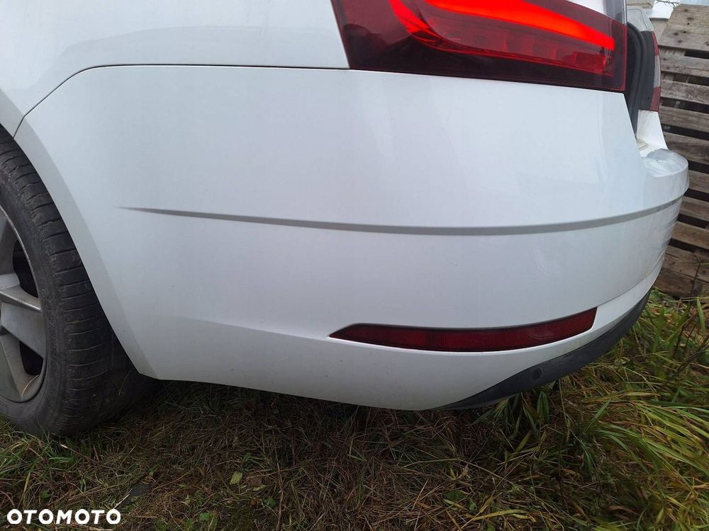 ZDERZAK TYŁ SKODA OCTAVIA III LIFT LF9E 16-20r HATCHBACK/LIFTBACK - 8
