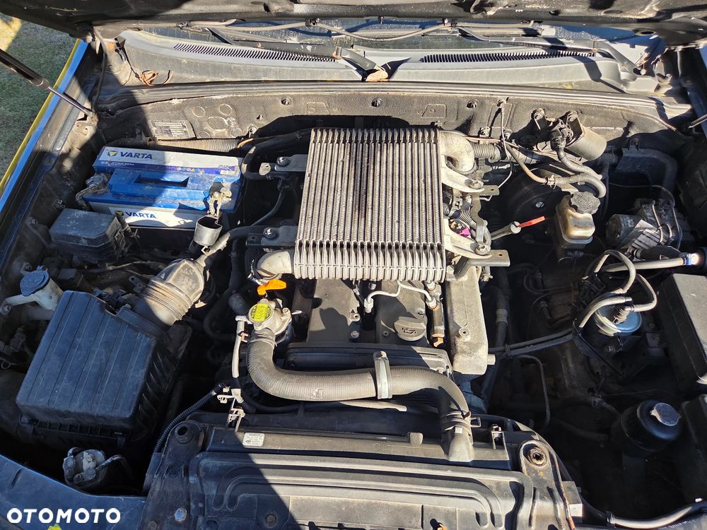 Hyundai Terracan - 12