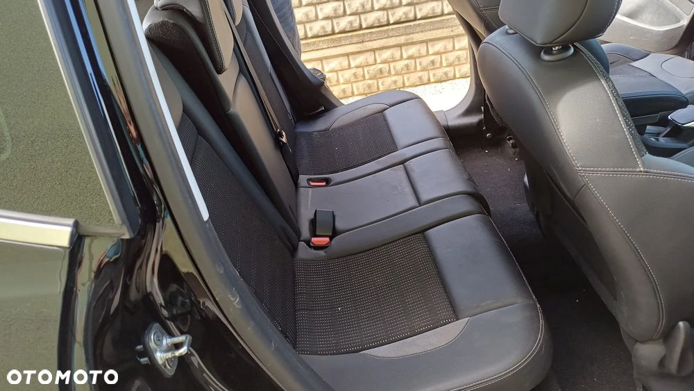 Peugeot 2008 PureTech 110 Stop&Start Allure - 33