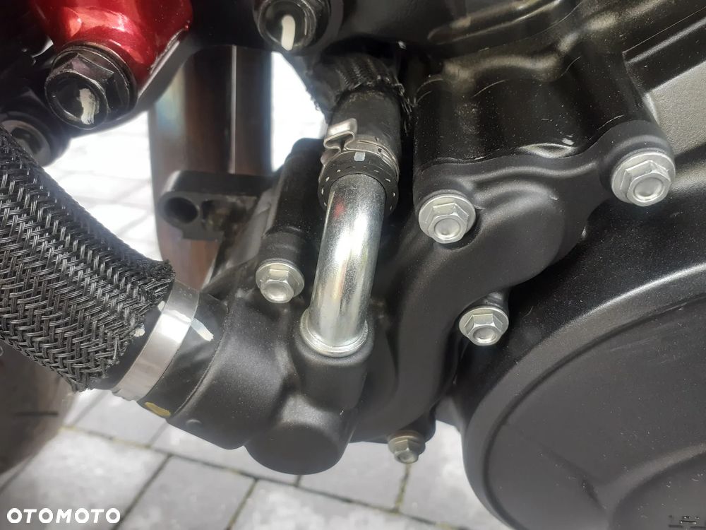 Honda Hornet - 25