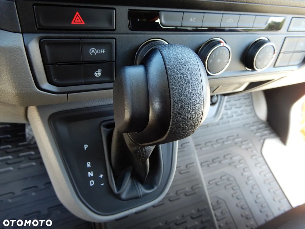Volkswagen Crafter 4Motion 4X4 2.0 TDI 177 KM Automat 8-Mio Biegowy MIXTO Doka Brygadowy Dubel 6-Cio Osobowy+952 Kg Ładowność HAK 3000 Kg Blaszak Furgon L4H2 Rozstaw Osi 4490 mm GWARANCJA FABRYCZNA Stan Auta Jak NOWY OKAZJA - 37