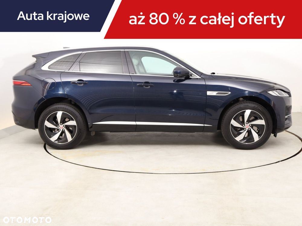 Jaguar F-Pace - 8