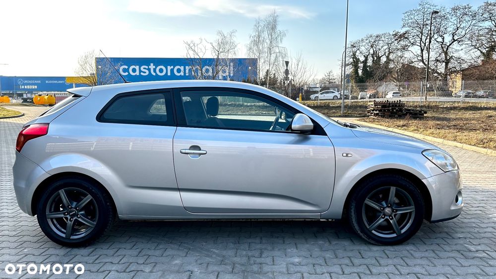 Kia ProCeed 1.6 CVVT LX - 4