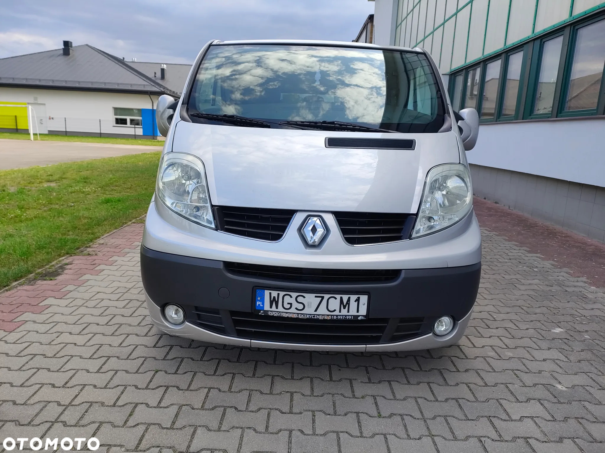 Renault Trafic 2.5 dCi 150 FAP Passenger L1H1 Privilège - 8