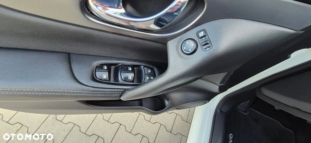 Nissan Qashqai 1.3 DIG-T Acenta - 25