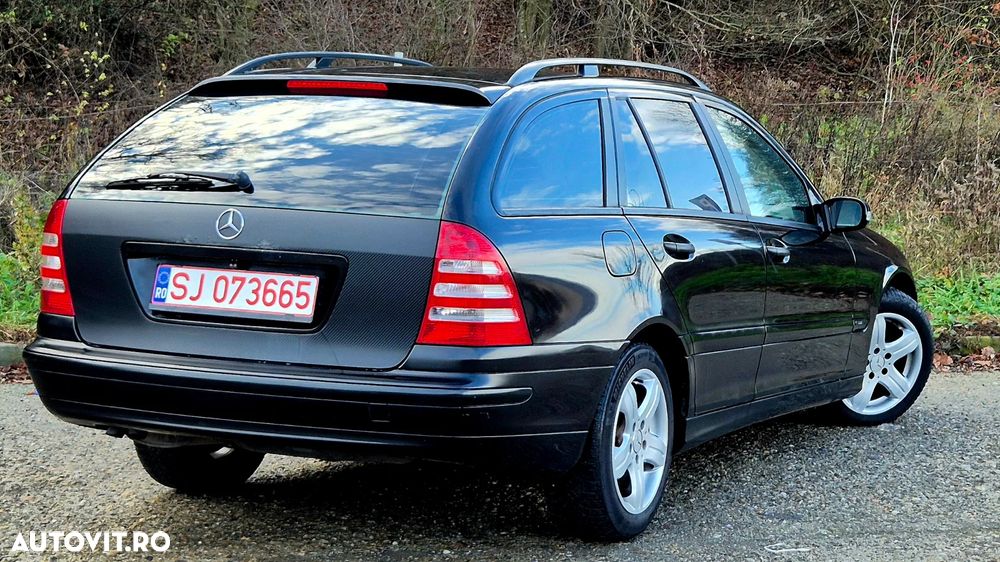 Mercedes-Benz C - 11