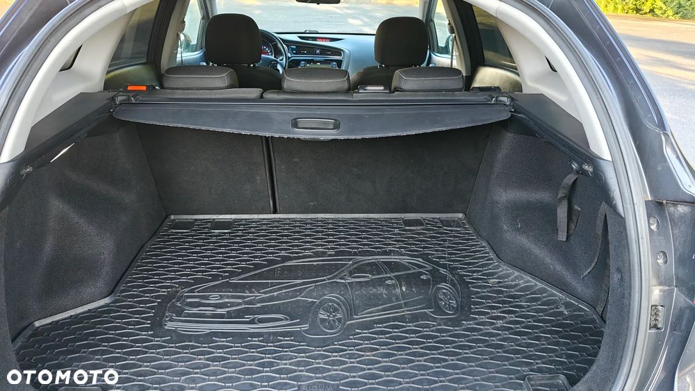 Kia Ceed - 15