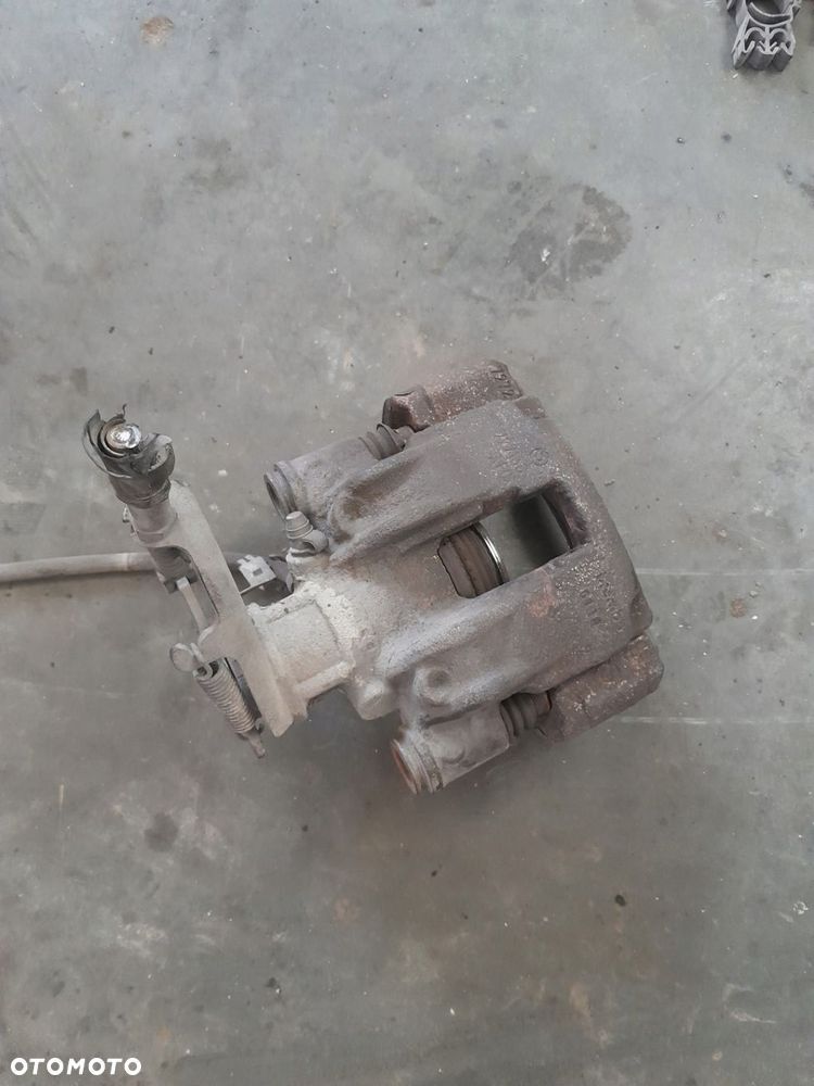 ZACISK PRAWY LEWY PRZÓD TYŁ IVECO DAILY 2.3 3.0 EURO 4 5 6 - 2