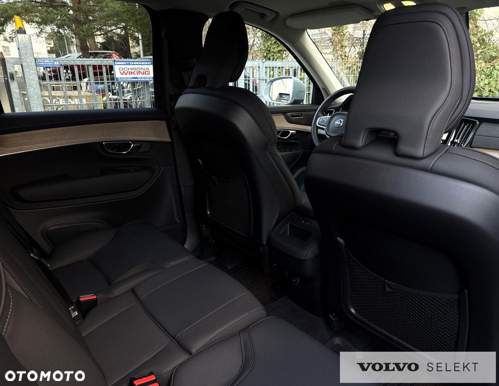 Volvo XC 90 - 25