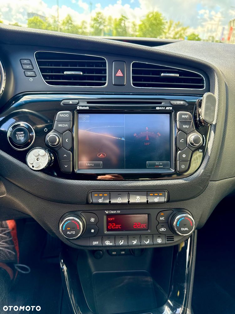 Kia Ceed 1.6 CRDi 128 Platinum Edition - 18