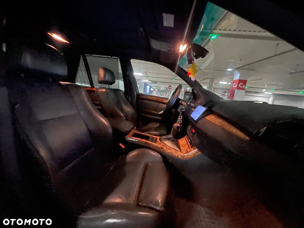 BMW X5 4.4 i Edition Exclusive - 12