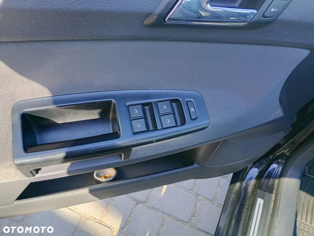 Volkswagen Polo 1.4 16V Sportline - 9