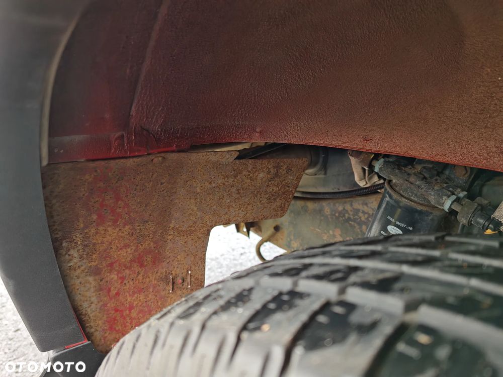 Land Rover Discovery - 26