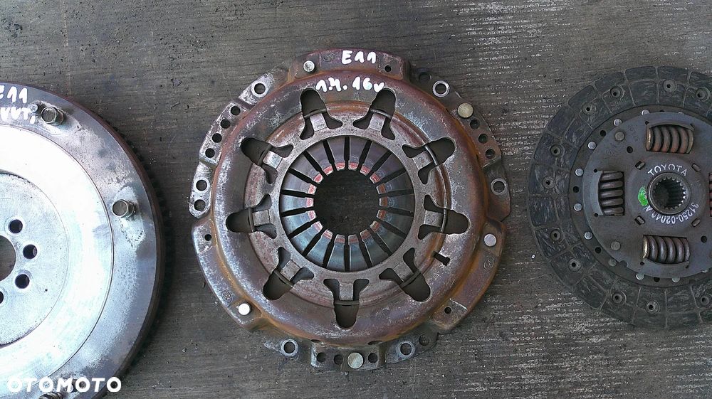 TOYOTA COROLLA E11 1.4 16V SPRZĘGŁO DOCISK KOŁO ZAMACHOWE - 3