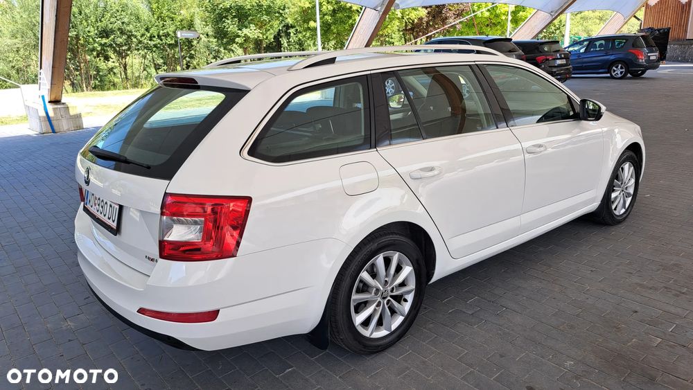 Skoda Octavia 1.6 TDI 4x4 Elegance - 5