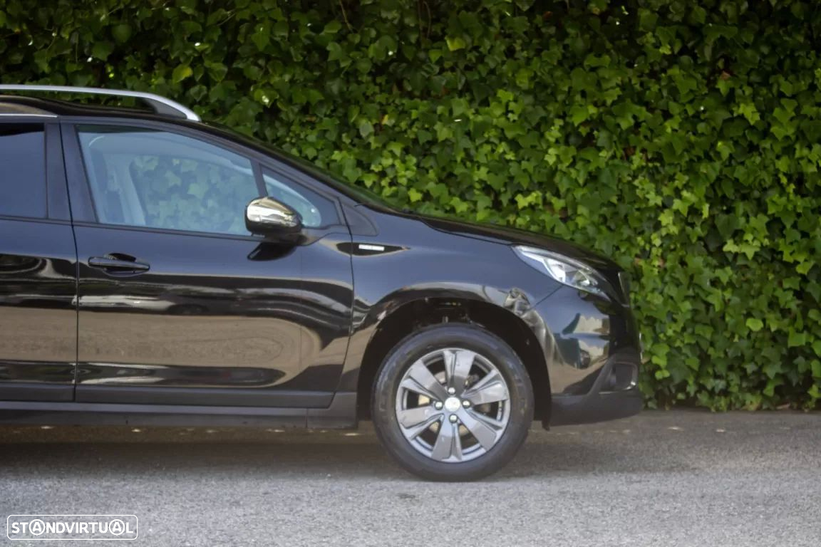 Peugeot 2008 1.2 PureTech Style - 5