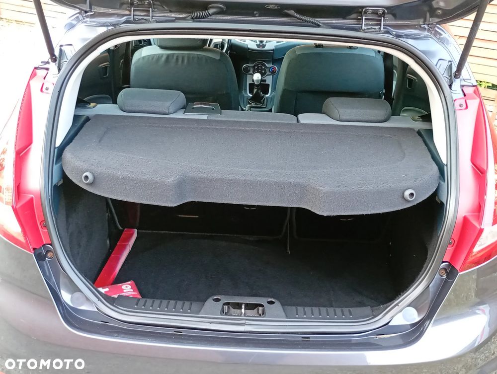 Ford Fiesta 1.25 Viva - 33