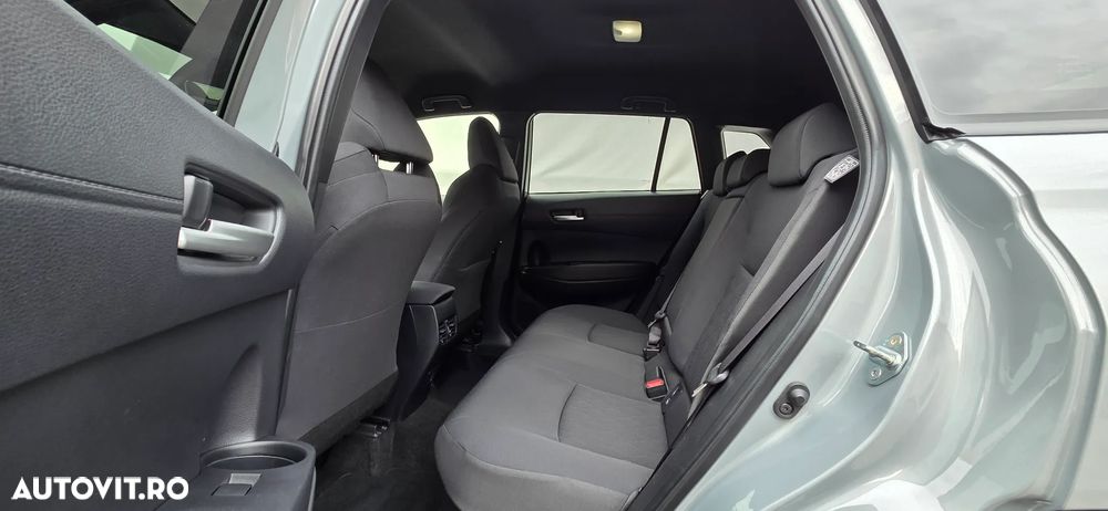 Toyota Corolla Cross - 14