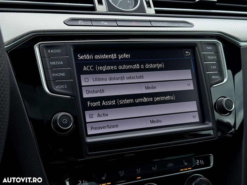 Volkswagen Passat - 17