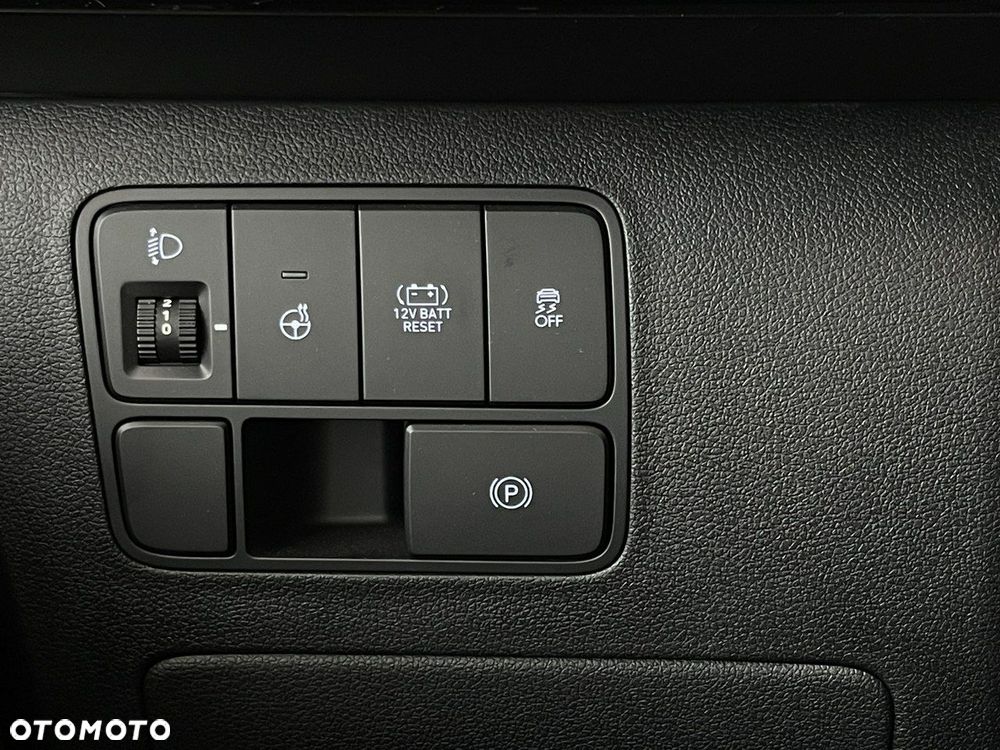 Hyundai Staria - 19