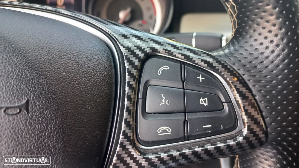 Mercedes-Benz CLA 200 d 7G-DCT Urban — fotografia 11