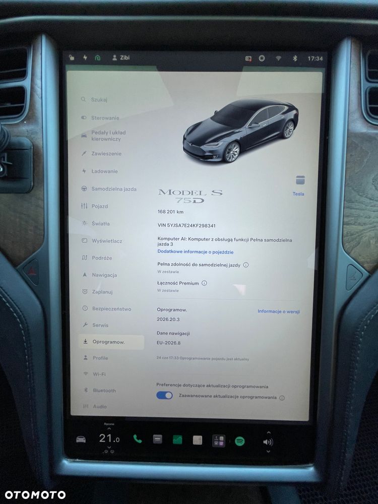Tesla Model S - 22