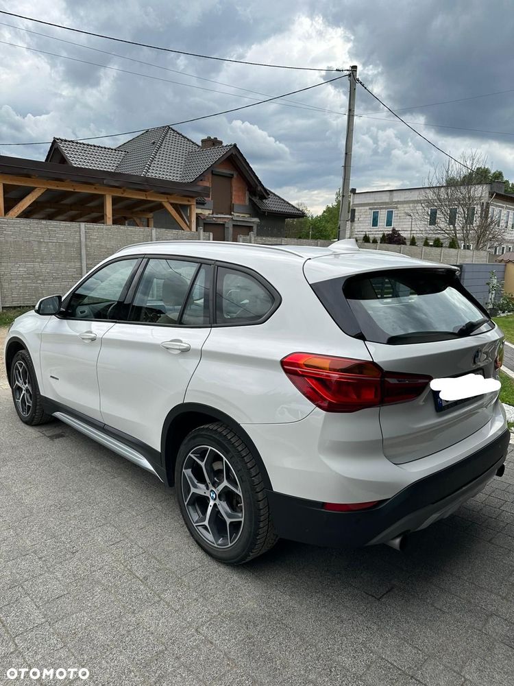 BMW X1 xDrive20i - 3