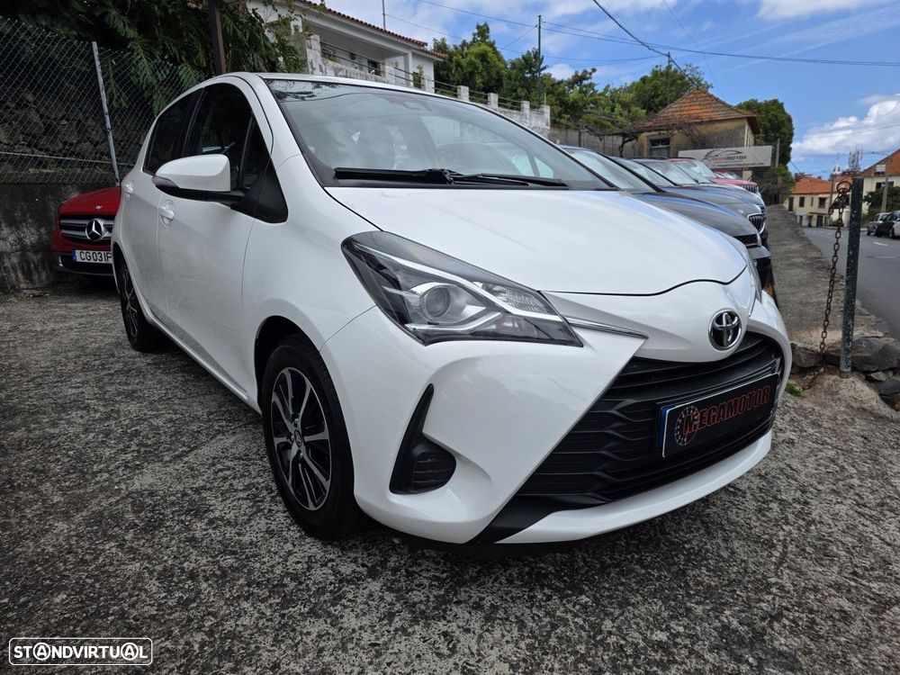 Toyota Yaris 1.0 VVT-i Comfort Plus - 2