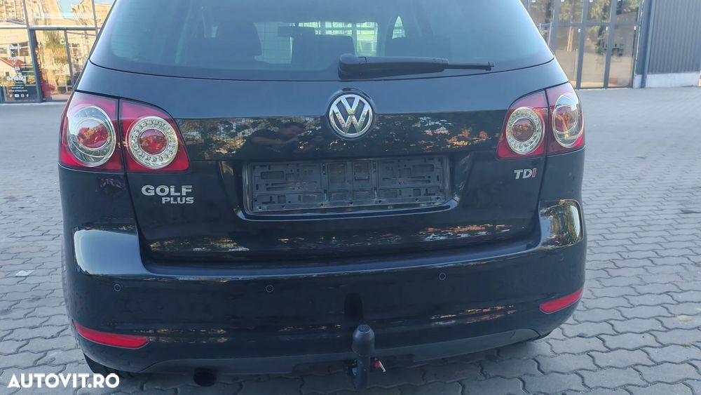 Volkswagen Golf Plus 1.6 TDI DPF Highline - 19