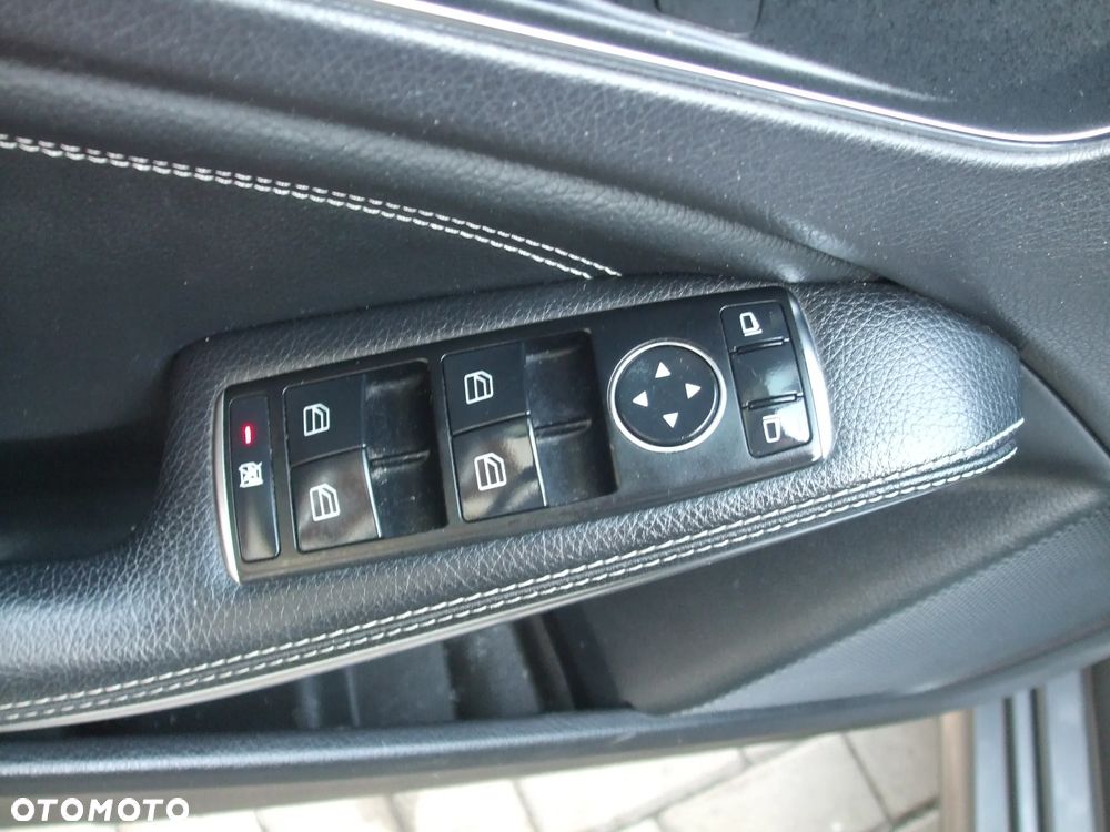 Mercedes-Benz Klasa A 180 CDI BlueEFFICIENCY Edition Style - 32