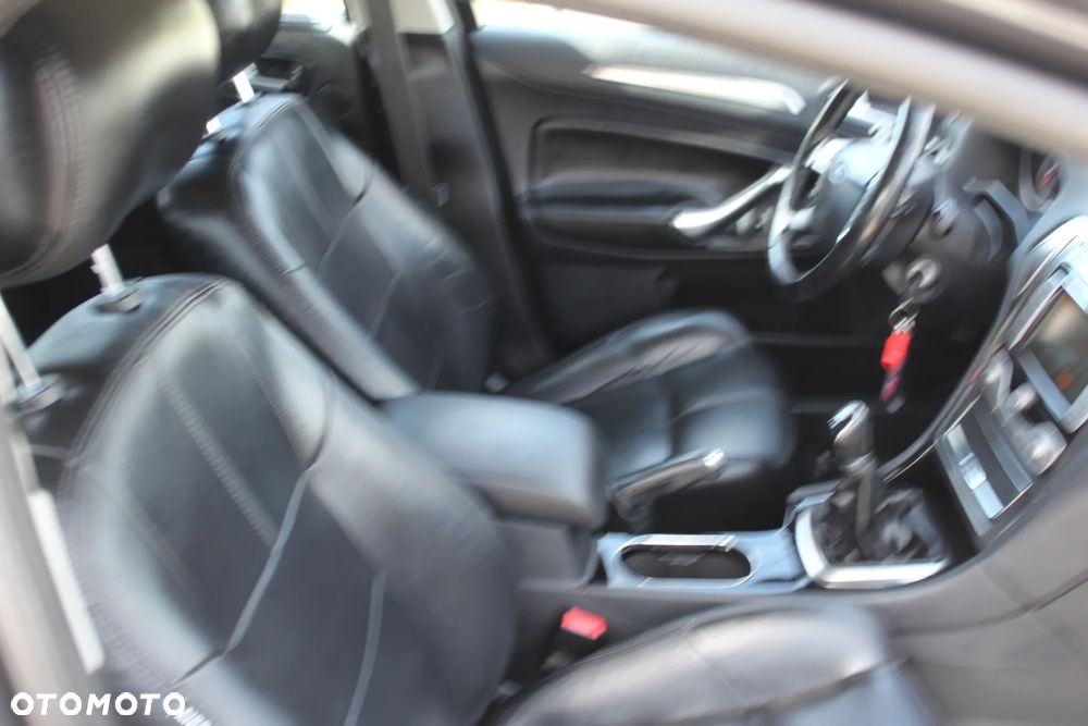 Ford Mondeo 2.0 Champions Edition - 10