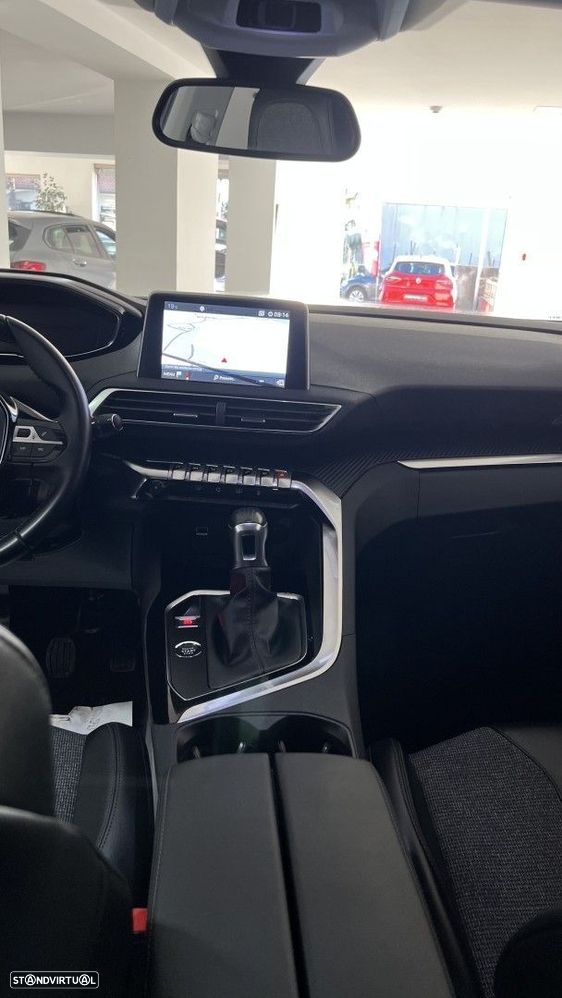 Peugeot 3008 1.2 PureTech Active Pack - 24