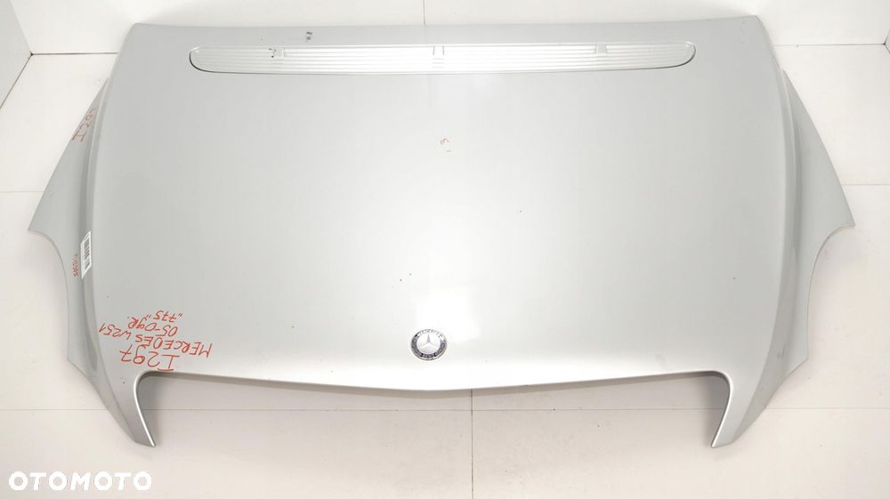 MASKA POKRYWA SILNIKA MERCEDES W251 05-09R 775 - 2