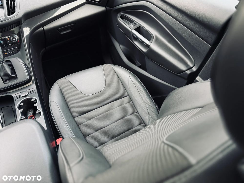 Ford Kuga 2.0 TDCi 4x4 SYNC - 24