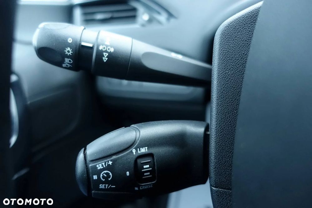 Peugeot 208 HDi 68 Like - 21