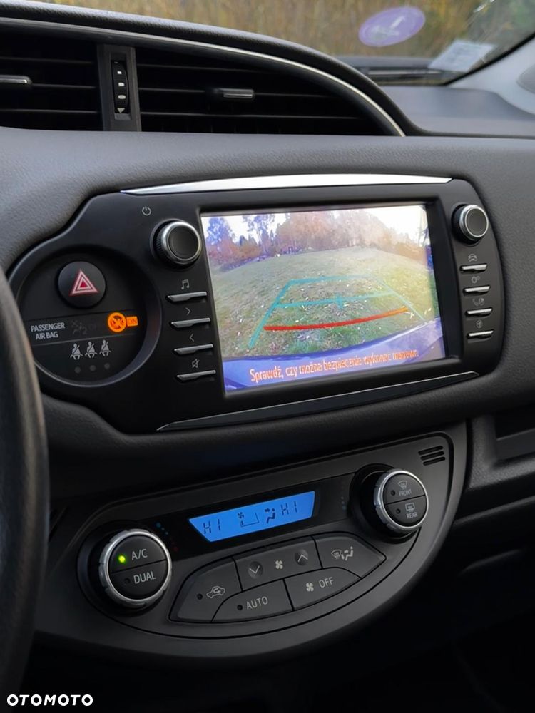 Toyota Yaris - 11