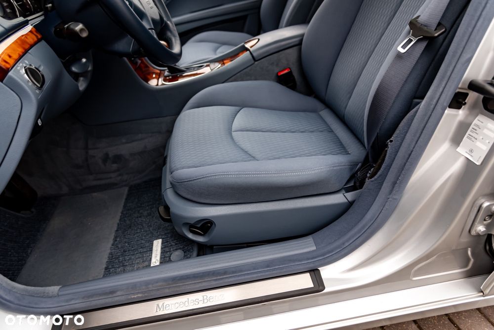 Mercedes-Benz Klasa E 200 Kompressor Automatik Elegance - 22
