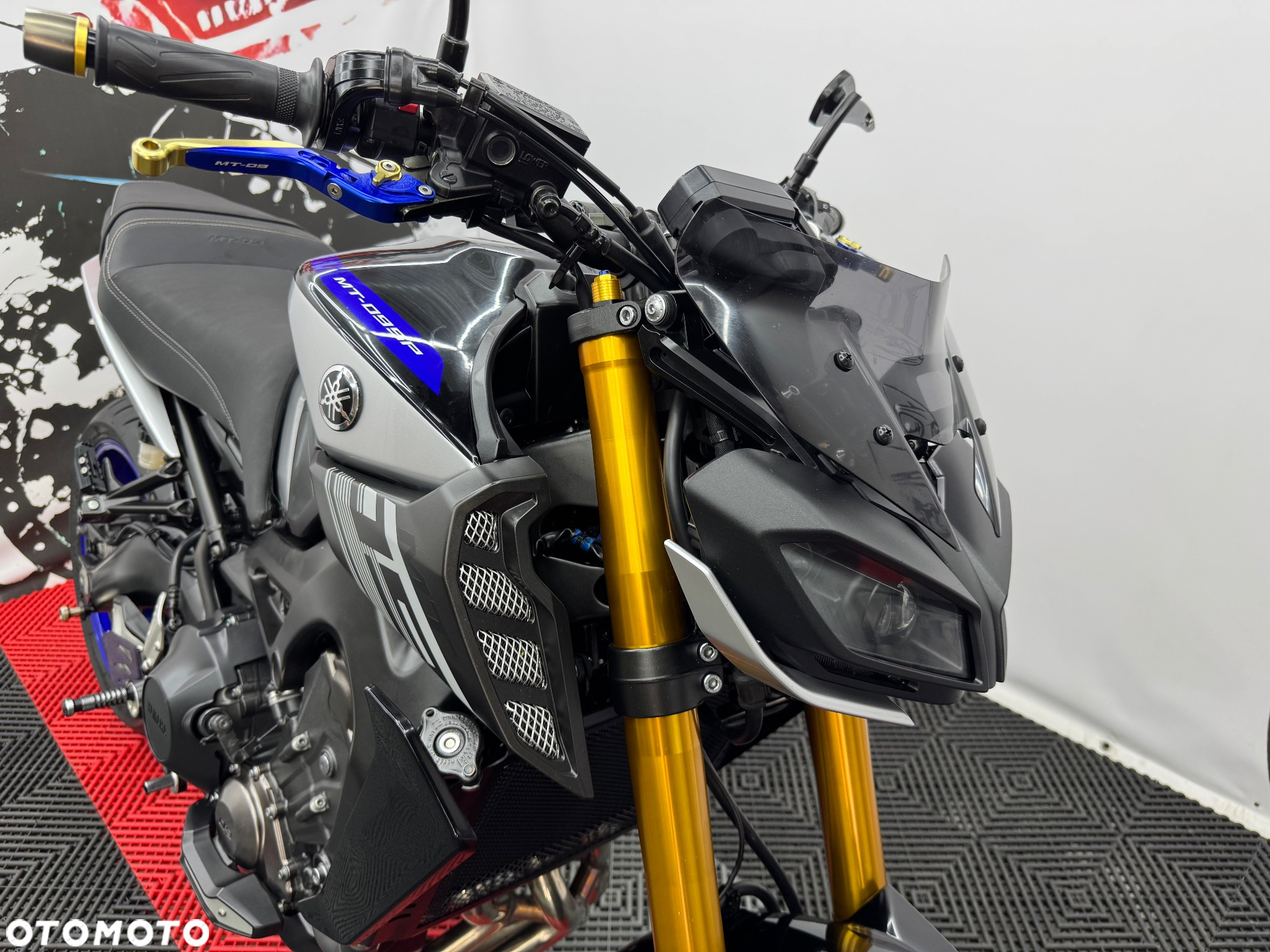 Yamaha MT - 32