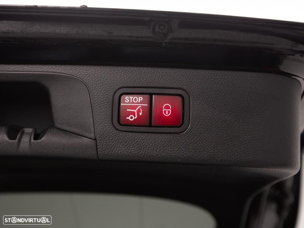 Mercedes-Benz GLC 300 de 4Matic - 14