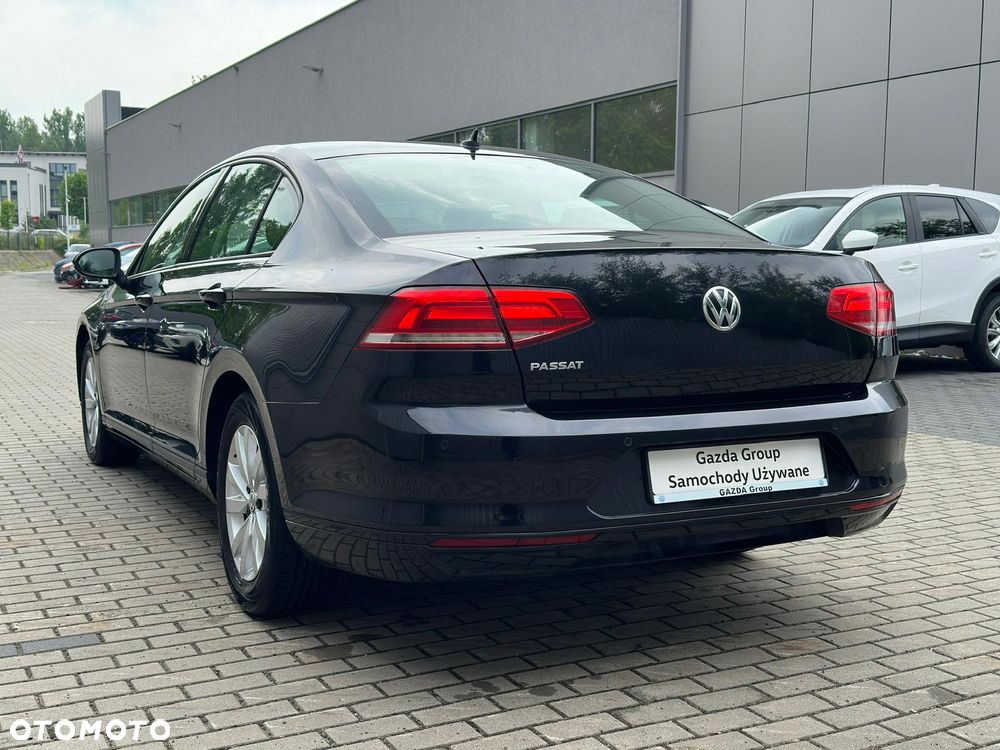 Volkswagen Passat 1.4 TSI BMT Trendline - 9