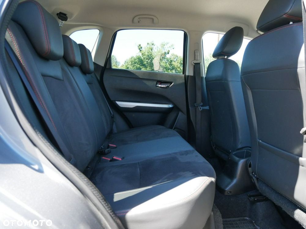 Suzuki Vitara 1.4 T Boosterjet S 4WD - 28