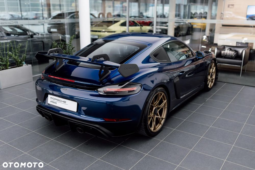 Porsche 718 Cayman - 11