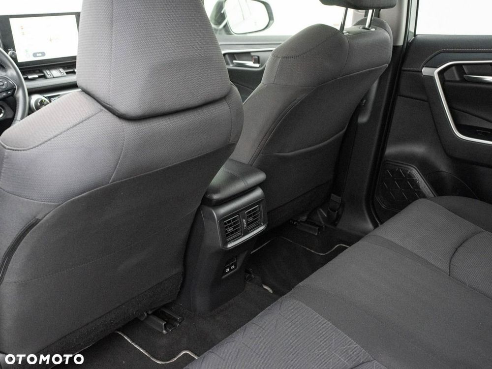 Toyota RAV4 - 22