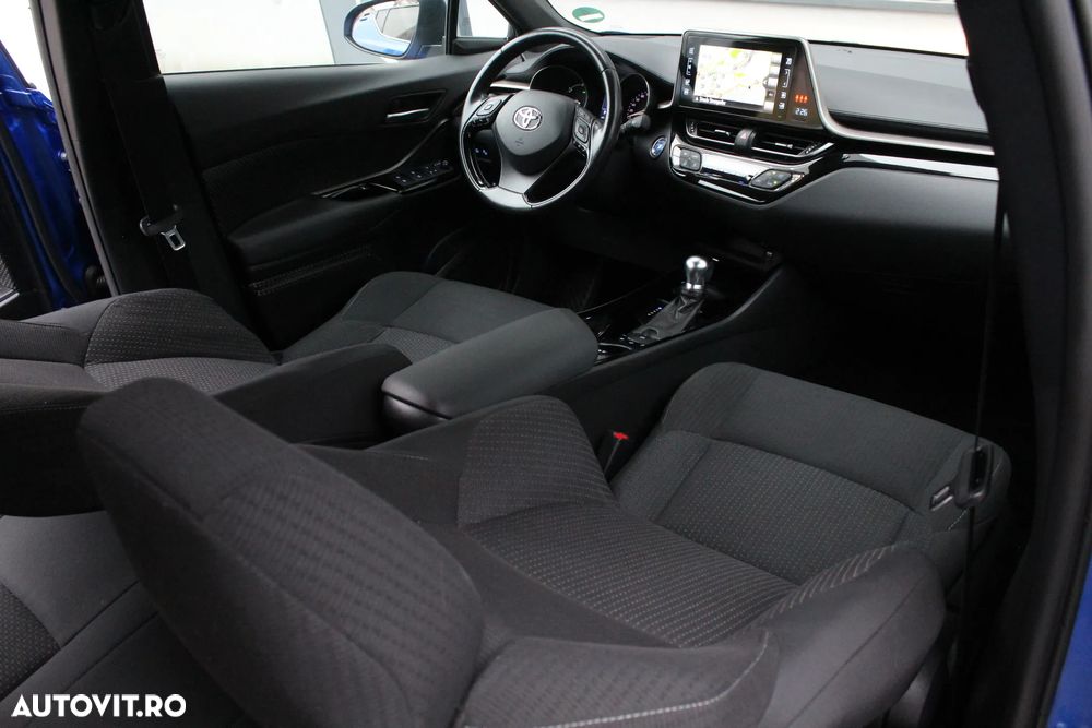Toyota C-HR - 10