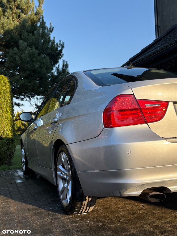 BMW Seria 3 320d - 6