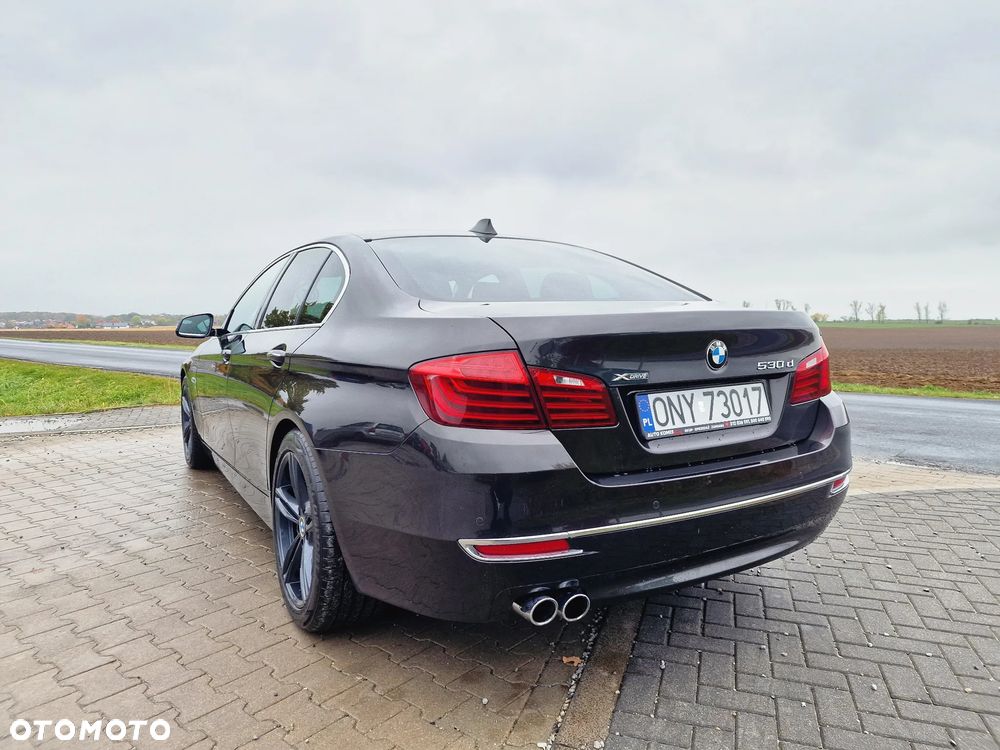 BMW Seria 5 530d xDrive Sport-Aut Luxury Line - 14
