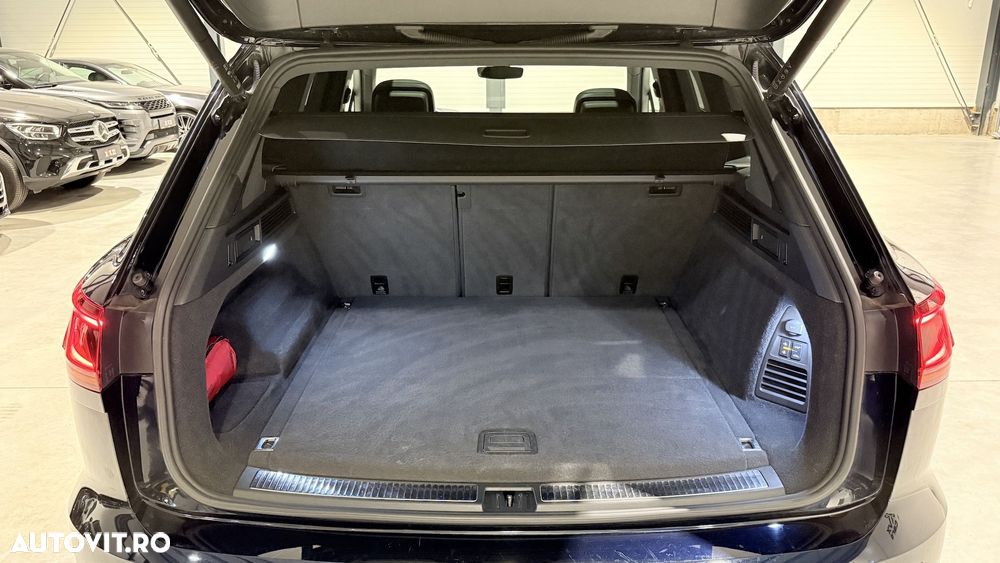 Volkswagen Touareg 3.0 V6 e-Hybrid 4Motion Aut. Elegance - 18