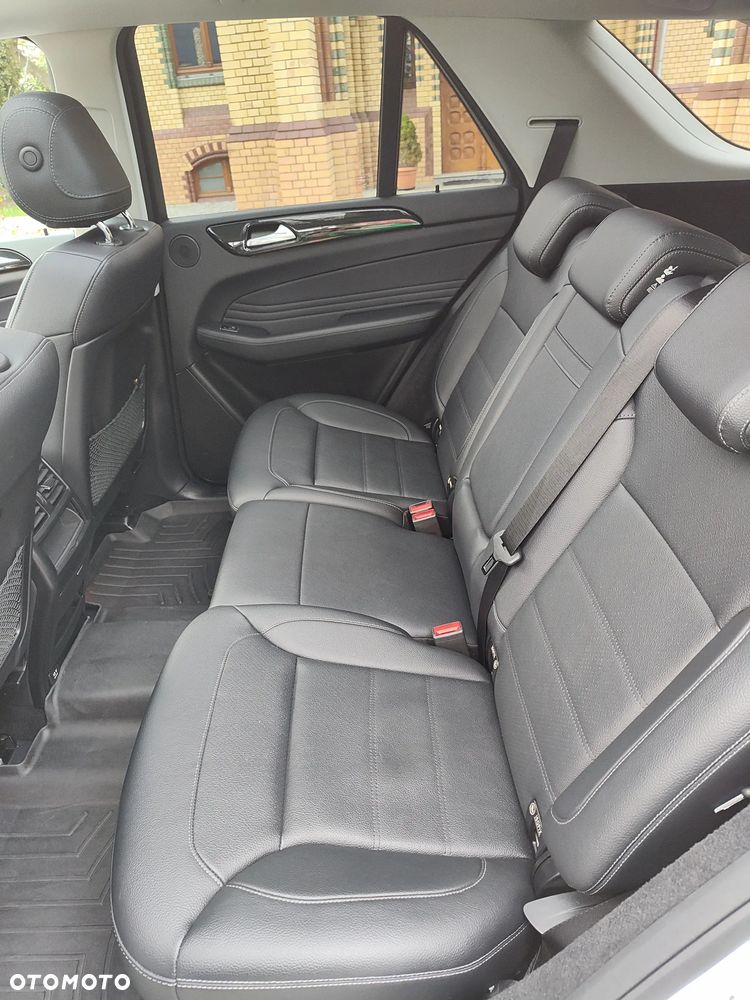 Mercedes-Benz GLE 250 d 4-Matic - 28