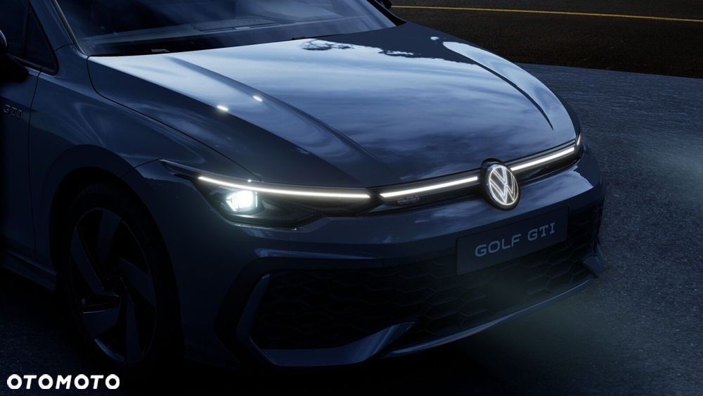 Volkswagen Golf - 11
