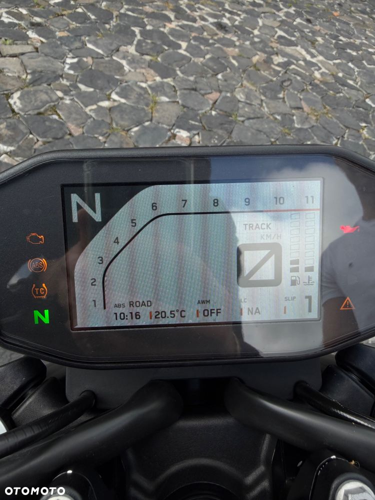 KTM Duke 790 - 7